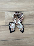 Foulard dettagli neri
