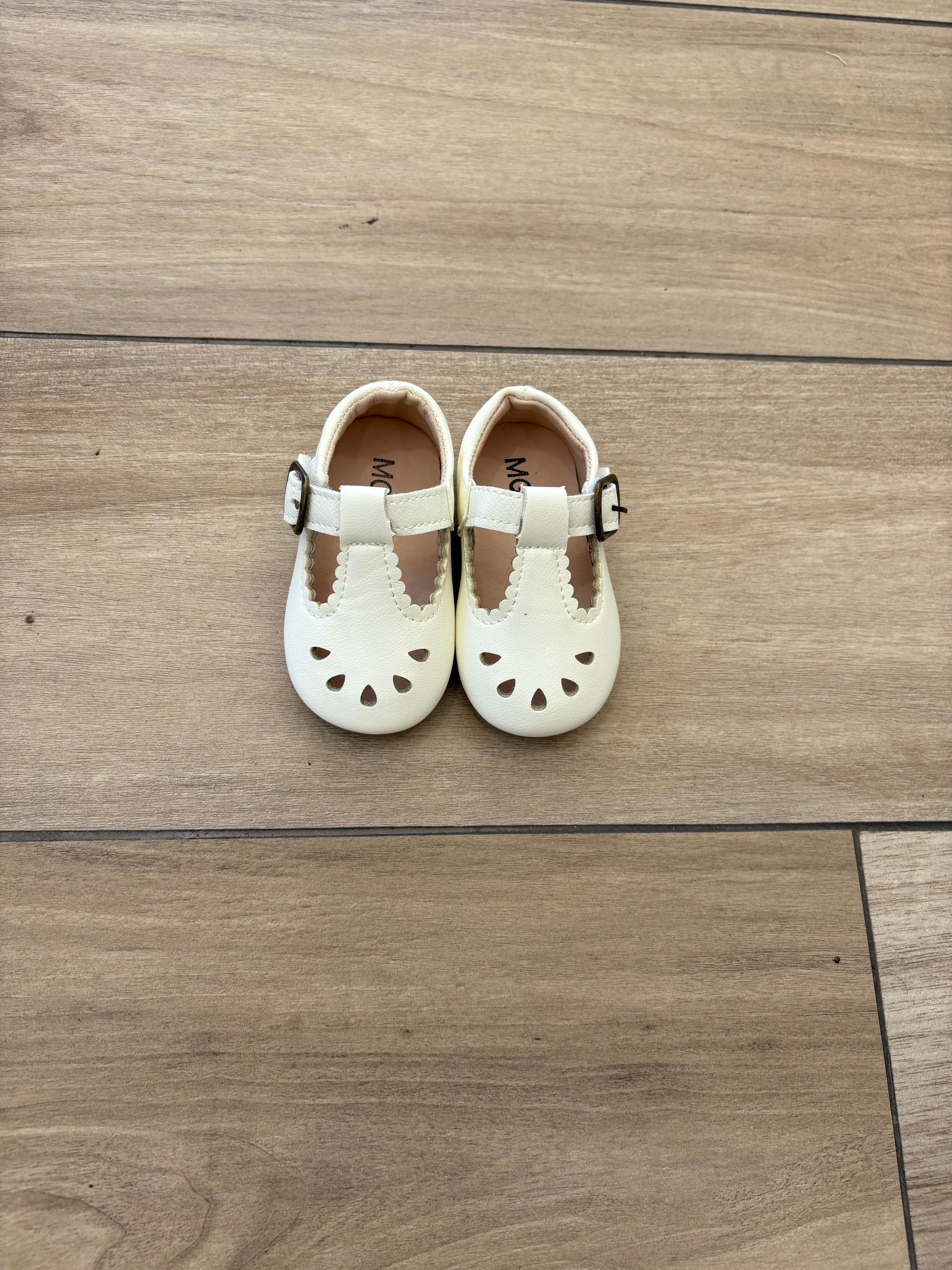 Scarpe occhiello
