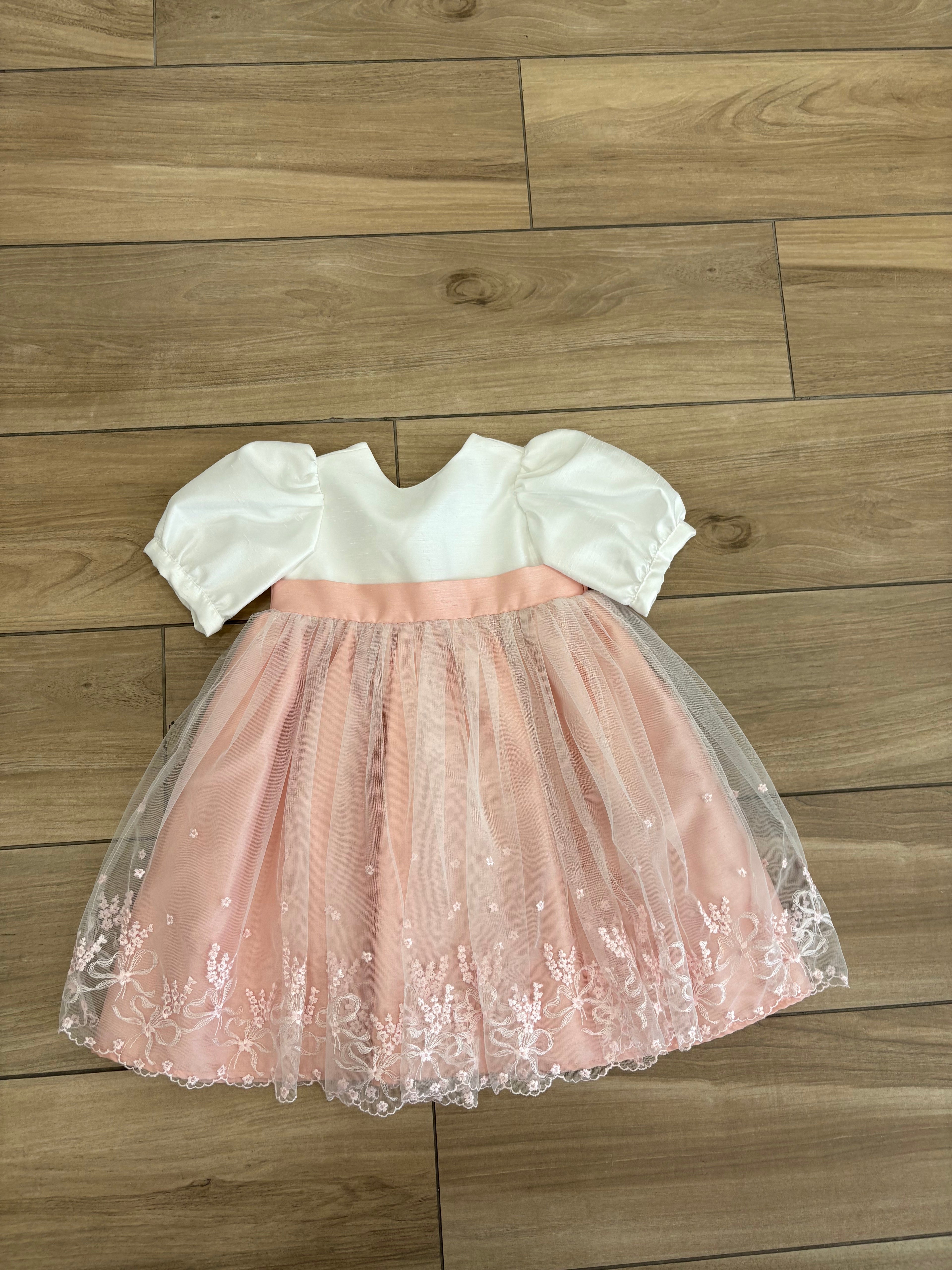 Abito shantung e tulle con pizzo