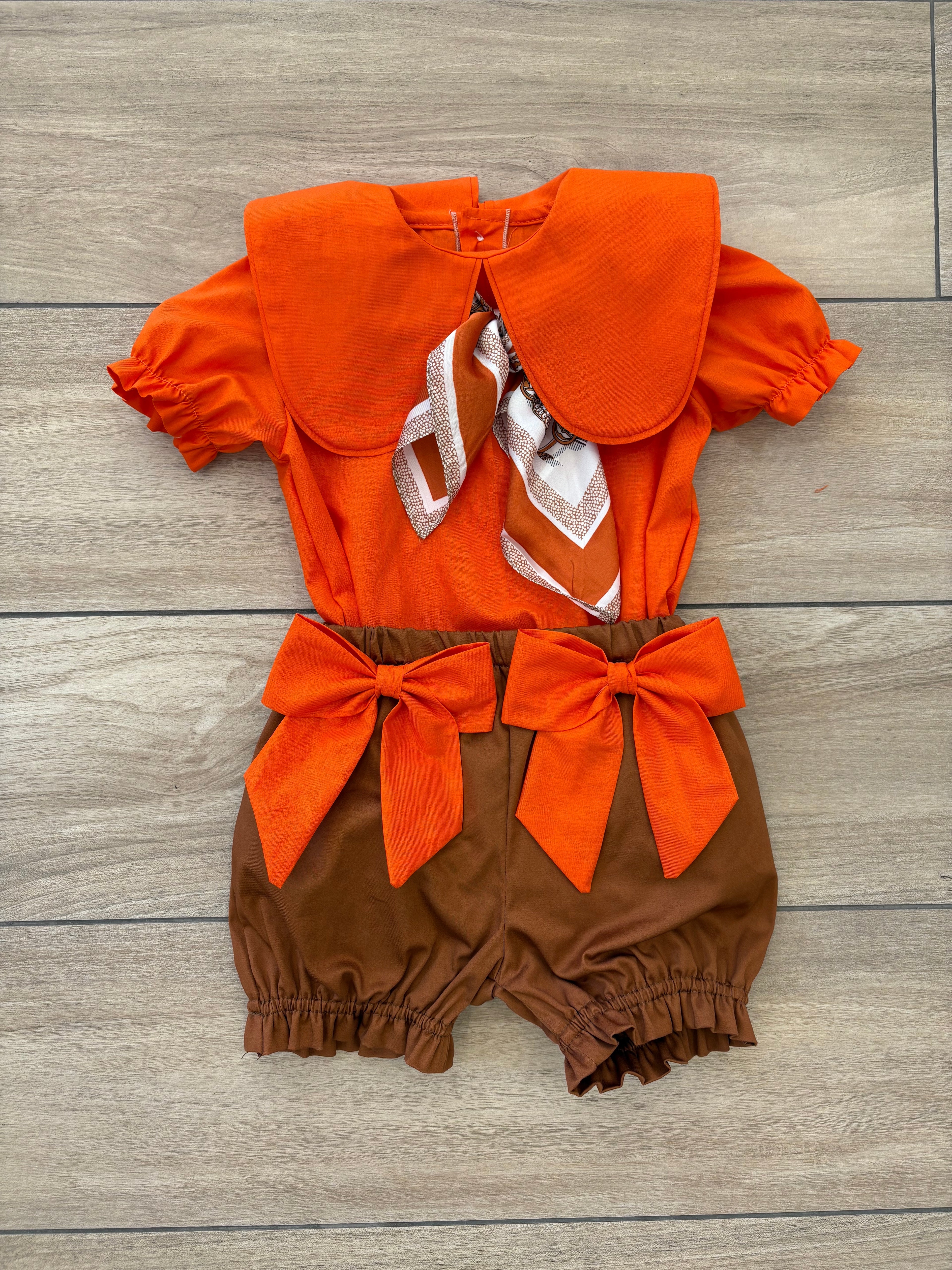 Coordinato Orange con foulard