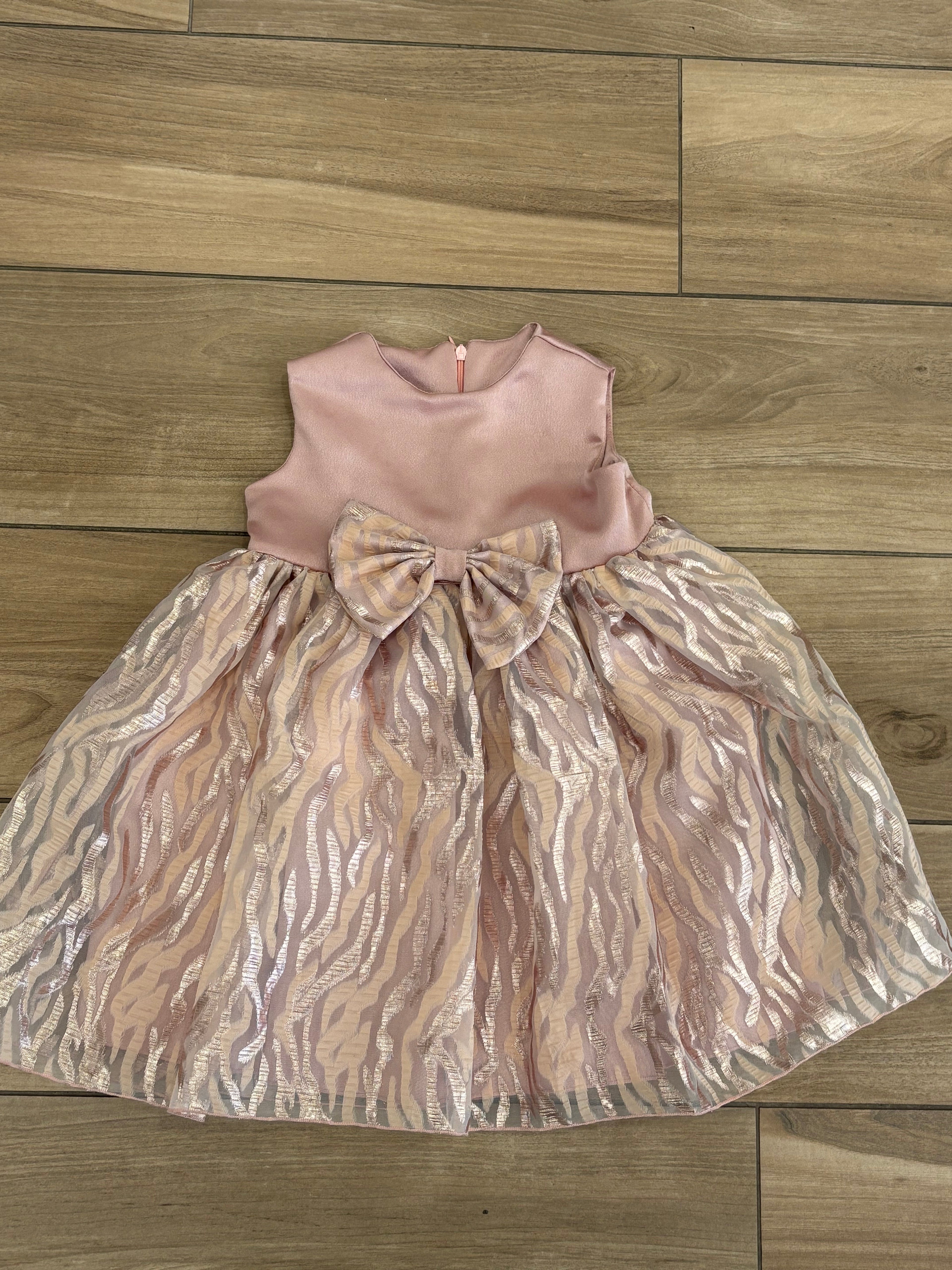 Vestito in raso e organza